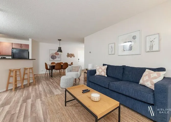 Light N Airy, Pool, Hot Tub, Pets, Ground Floor