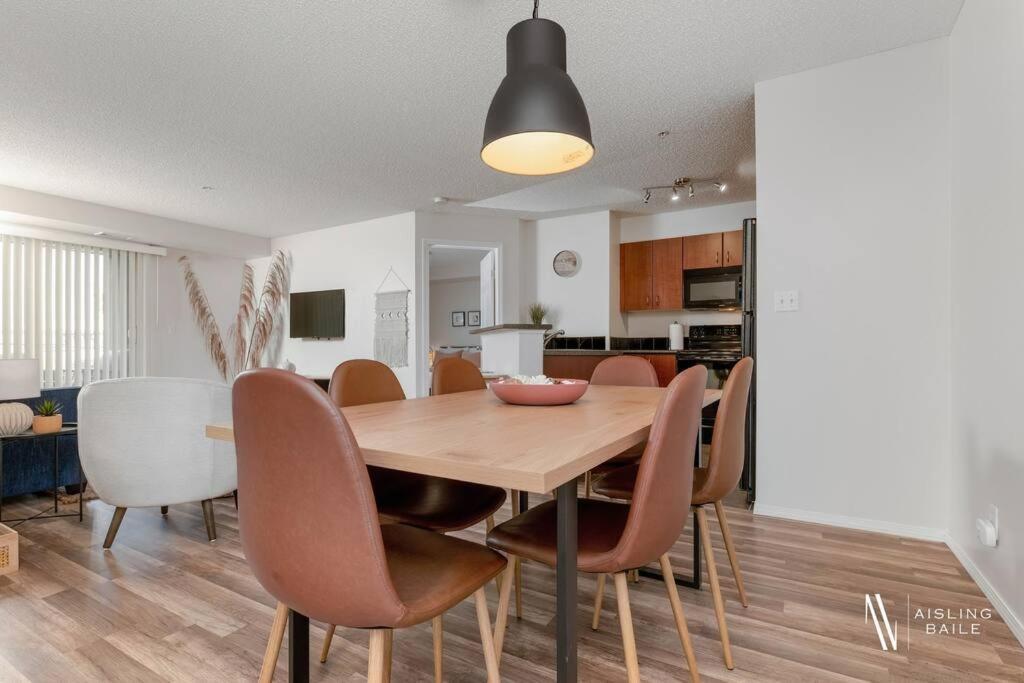 Light N Airy, Pool, Hot Tub, Pets, Ground Floor Appartement *