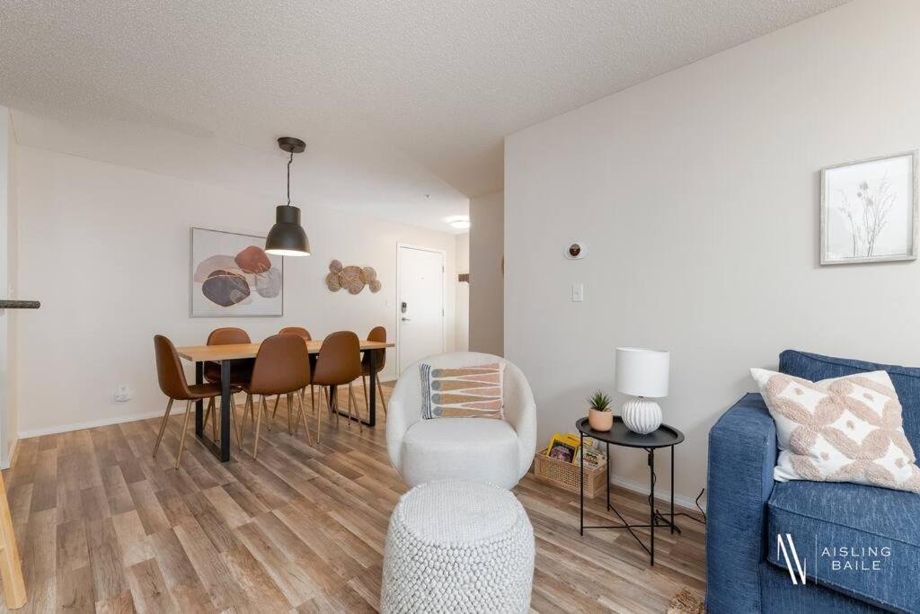 Light N Airy, Pool, Hot Tub, Pets, Ground Floor Appartement